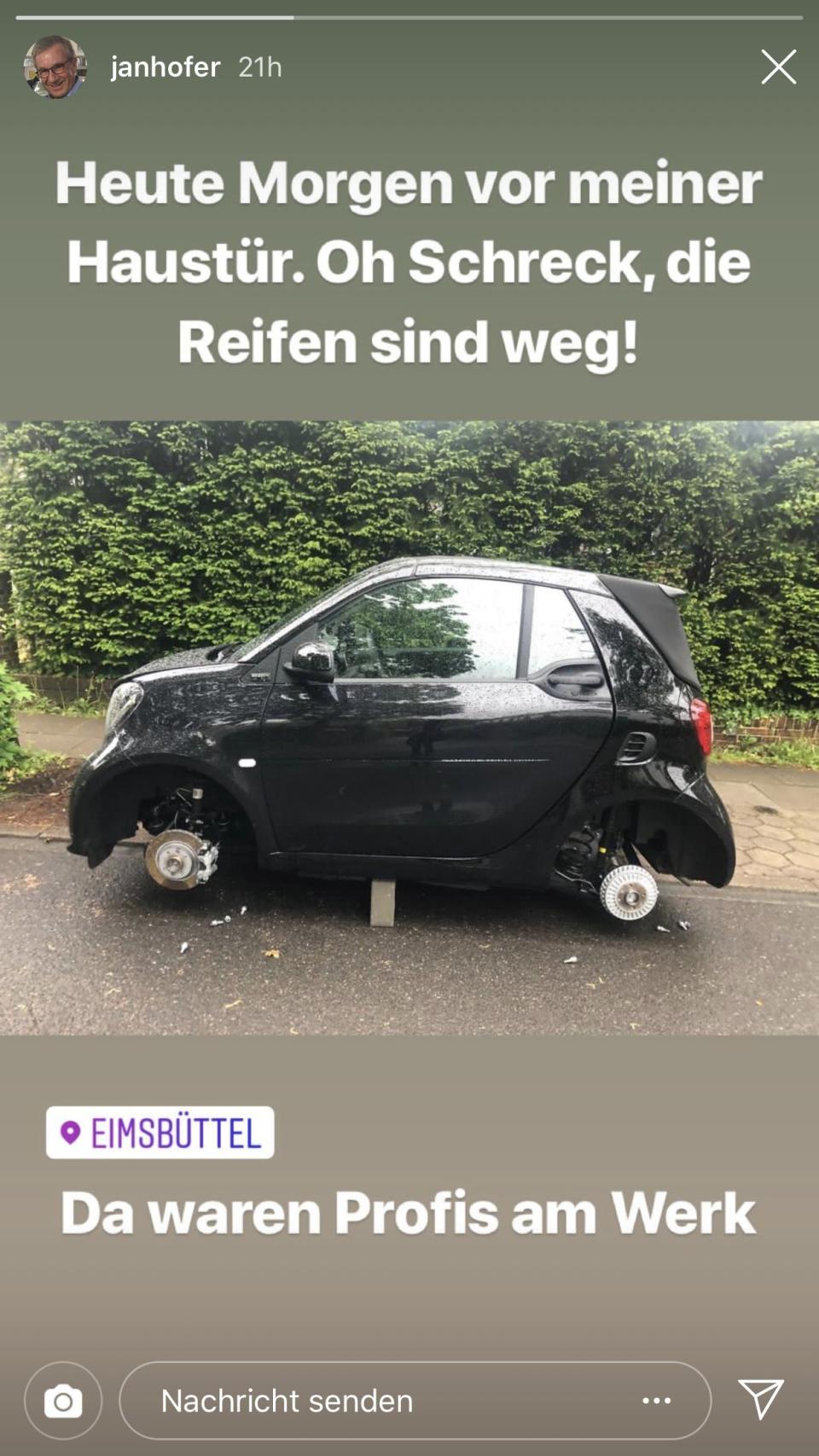 Der "Tagesschau"-Sprecher fand sein Auto ohne Reifen vor (Bild: Screenshot/Instagram)