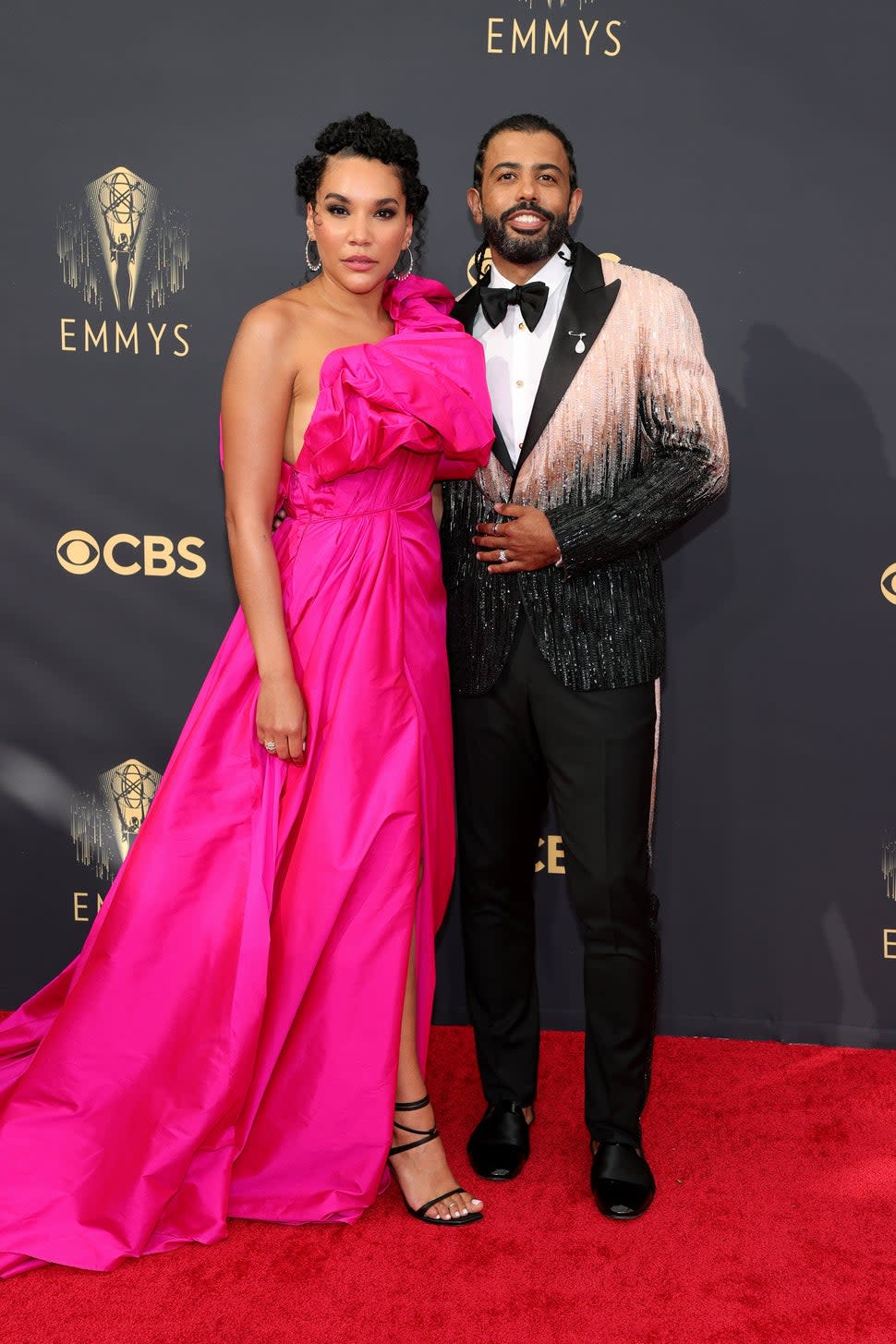 Emmy Raver-Lampman and Daveed Diggs at 2021 emmys