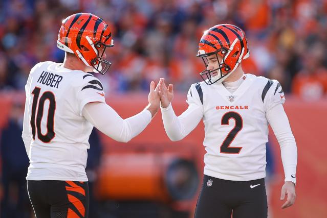 Cincinnati Bengals kicker Evan McPherson (2) celebrates with Kevin