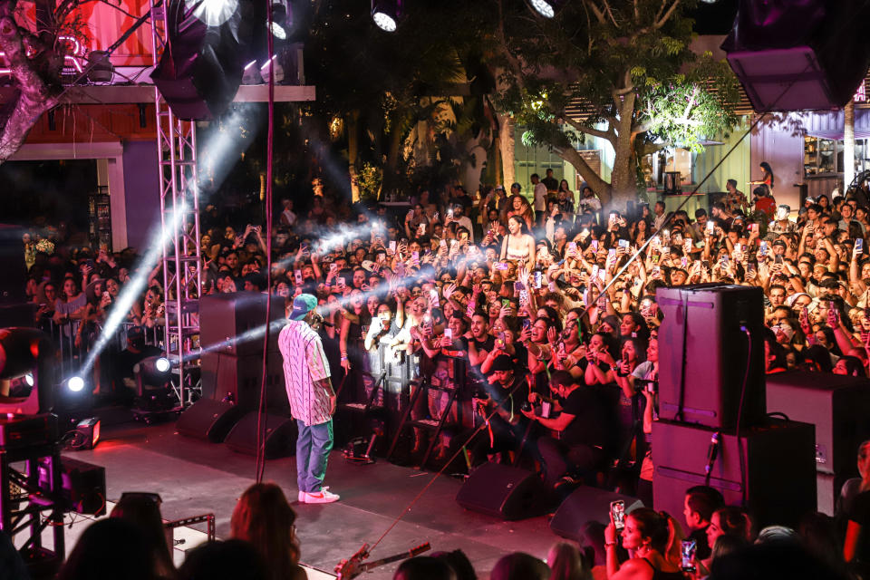 Rauw Alejandro performs at Miami's Oasis on May 8, 2021 in Miami. (John Parra / Getty Images file)