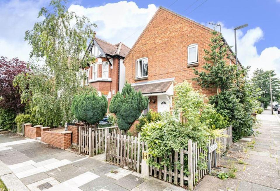 This ground floor studio comes with off-road parking (Brian Cox)