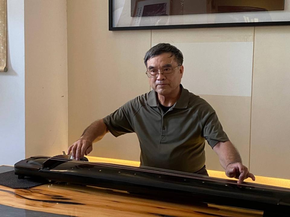 《圖說》骨科醫師黃景熙成為古琴製作達人，並自創「軒轅式」創藝古琴。