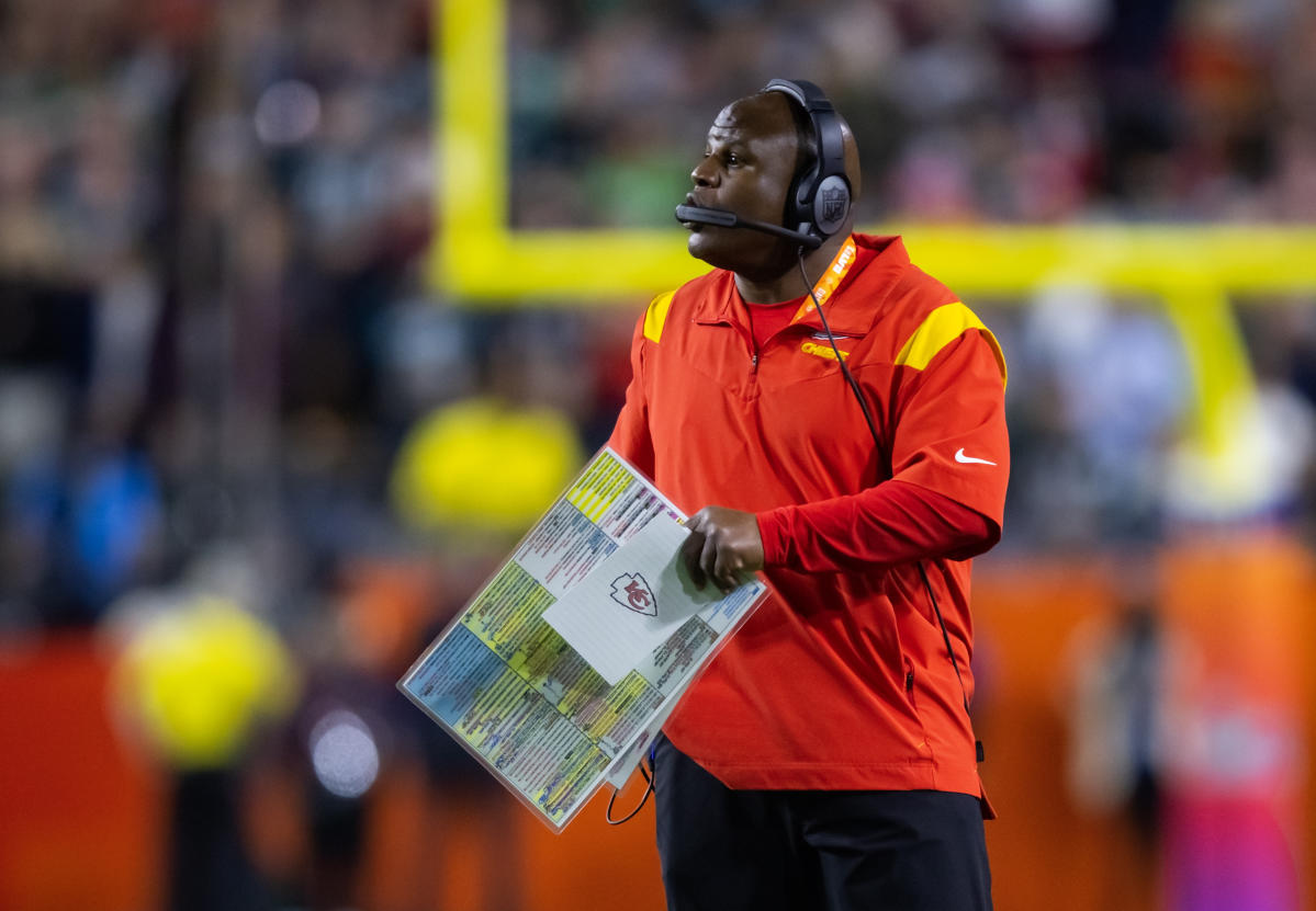 Chiefs coordinator Bieniemy once again hot coach commodity - The San Diego  Union-Tribune