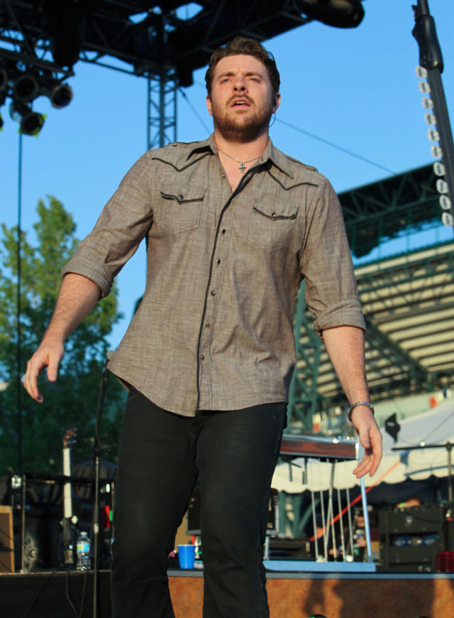 Chris Young Says He's Lost 60 Pounds - Country Now