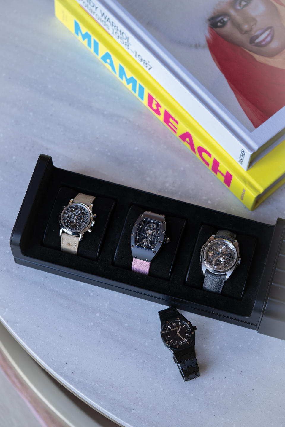 Patek Ref. 3970EP London Saatchi, Richard Mille 74-01, Akrivia AK06, Audemars Piguet Royal Oak Selfwinding Black Ceramic