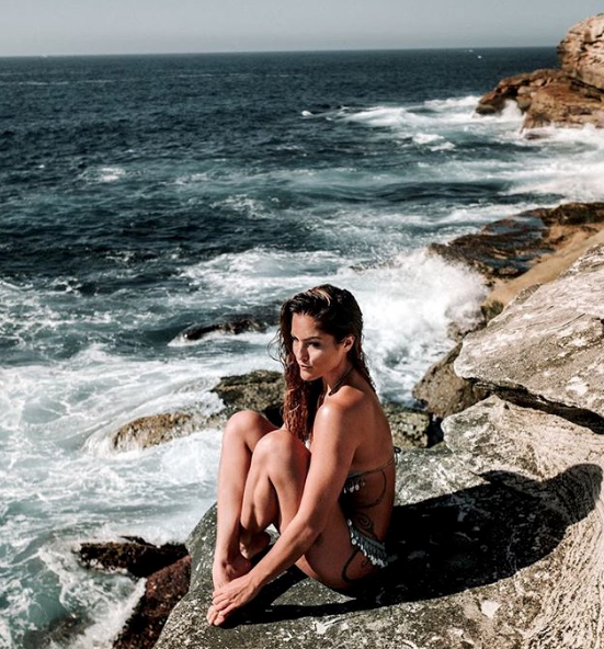 <p>Reality star Elora poses in a bikini at Sydney's Bondi Beach.</p>