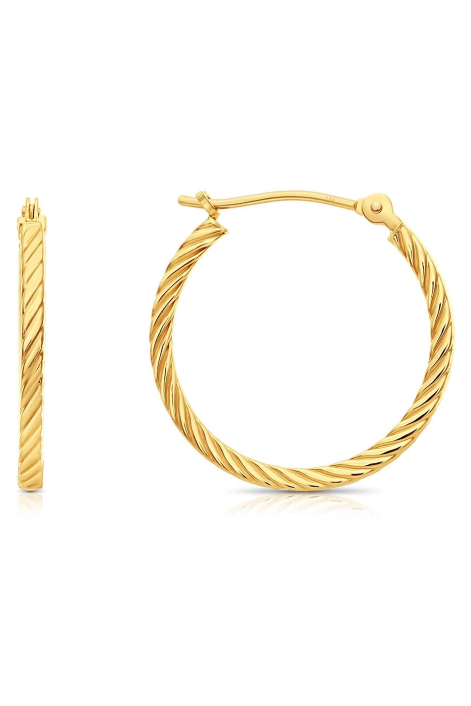 28) 14k Yellow Gold Hoop Earrings