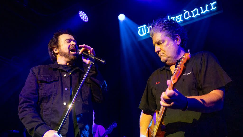 siriusxm presents counting crows live from the troubadour in los angeles