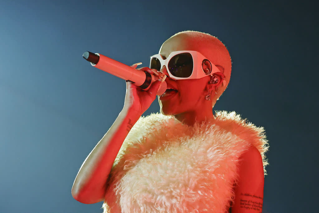 Doja Cat’s History-Making Coachella Performance Is Being Praised: ‘Her Live Show And Flow Are Unmatched’ | Photo: Arturo Holmes via Getty Images