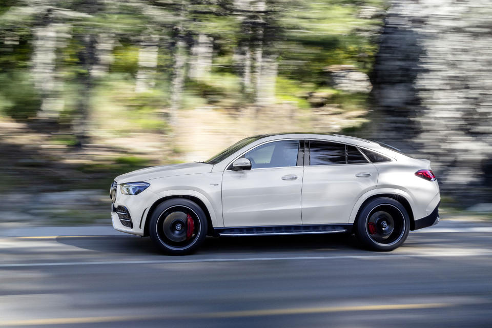 Mercedes-AMG GLE 53 4Matic+ Coupé 同步現身。