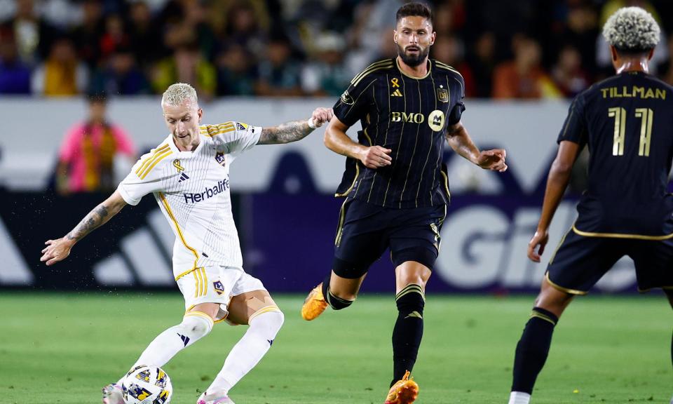 <span>LA Galaxy beat LAFC 4-2 on Sunday after falling behind by two goals. </span><span>Photograph: Ronald Martinez/Getty Images</span>