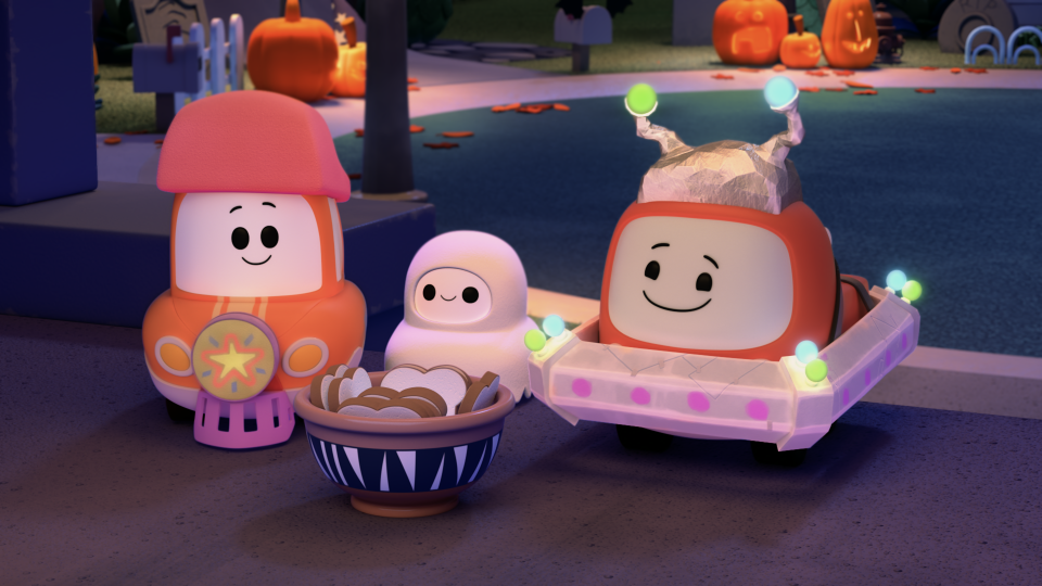 Cory, Chrissy and Freddie are on the hunt for king-sized candy bars this Halloween! But are all the treats worth the trek to the spooky side of town? (Photo: Netflix)