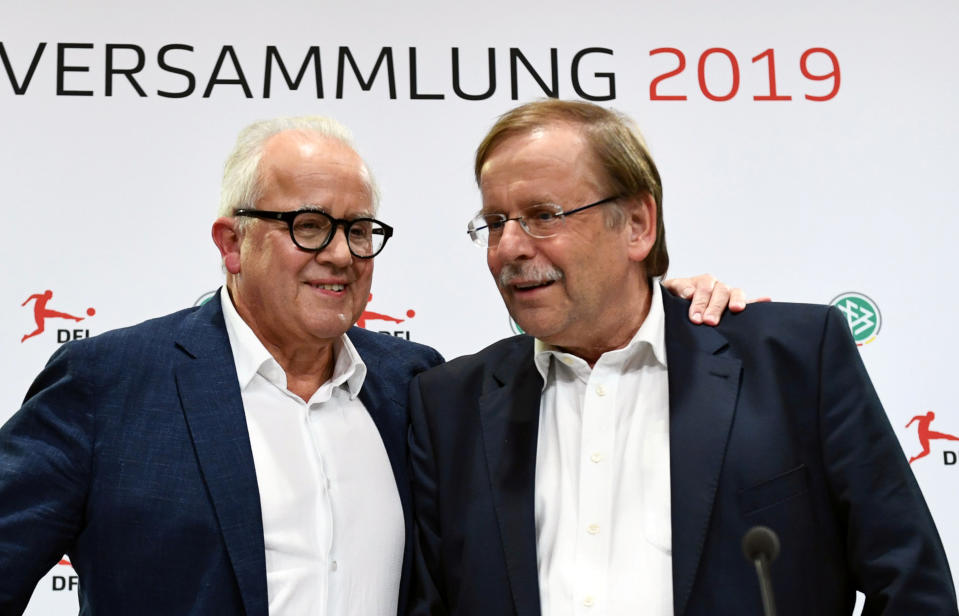 Fritz Keller und Rainer Koch auf der DFB-Generalversammlung 2019 (Bild: REUTERS/Annegret Hilse)