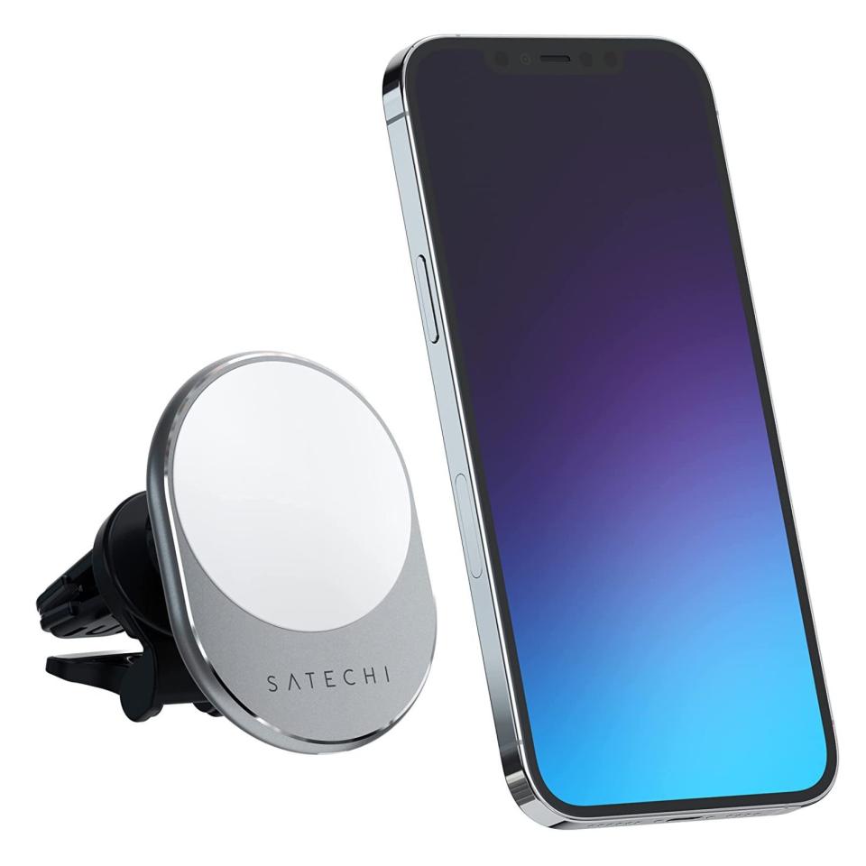 Satechi Magnetic Wireless Car Charger