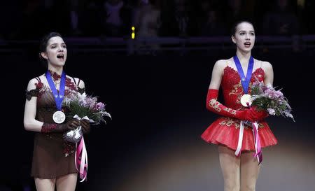 Figure Skating - ISU European Championships 2018 - Ladies’ Victory Ceremony - Moscow, Russia - January 20, 2018 - Gold medallist Alina Zagitova of Russia (R) and silver medallist Evgenia Medvedeva of Russia attend the ceremony. REUTERS/Grigory Dukor