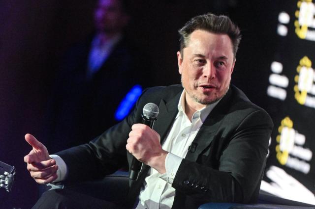 Elon Musk Says Neuralink Has Implanted Brain Chip in Human - WSJ