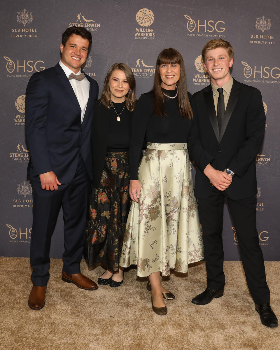 LOS ANGELES, CALIFORNIA - MAY 06: (L-R) Chandler Powell, Bindi Irwin, Terri Irwin and Robert Clarence Irwin attend the 2023 Steve Irwin Gala Dinner at SLS Hotel, a Luxury Collection Hotel, Beverly Hills on May 06, 2023 in Los Angeles, California. (Photo by Paul Archuleta/Getty Images)