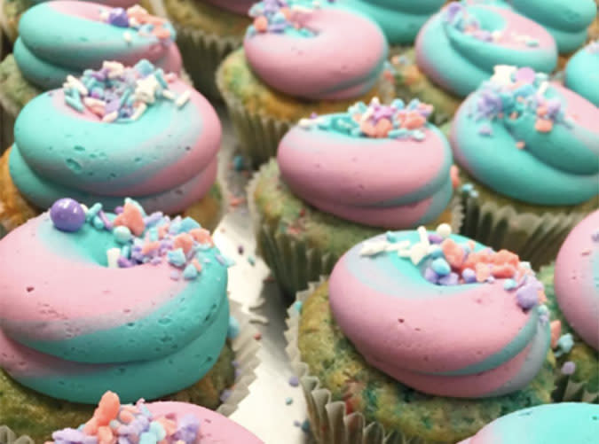 Cotton Candy Cupcake (Ultimate Bake Shoppe of Wayne, PA)