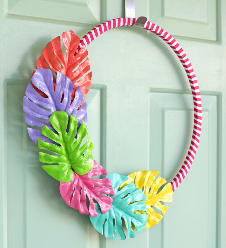 summer crafts painted monstera leaf wreath