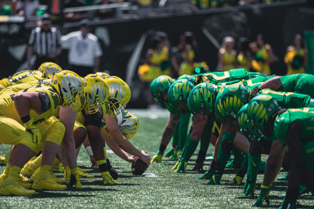 Oregon Football under Dan Lanning have a major offensive question to answer