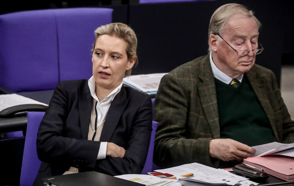 Alice Weidel, Fraktionsvorsitzende der AfD im Bundestag und Alexander Gauland. Schon 2013 war der heutige Parteivorsitzende Mitglied des Bundesvorstands. (Bild: Michael Kappeler/dpa)