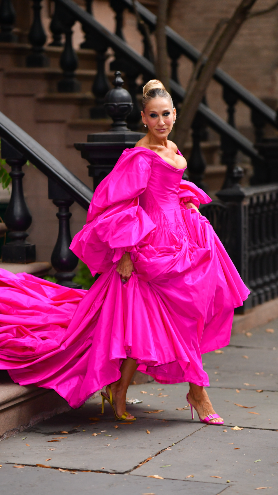 The sweeping pink gown