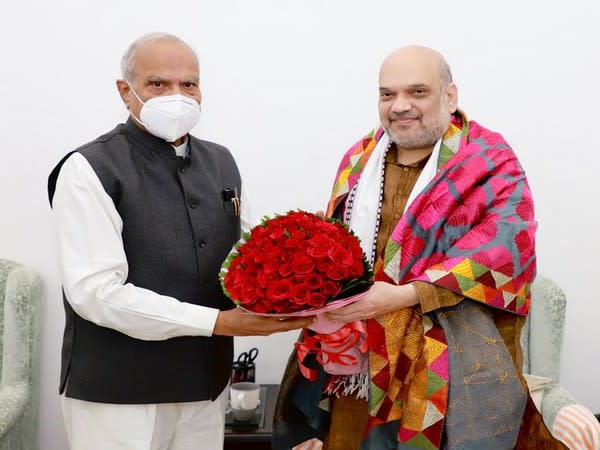 Tamil Nadu Governor Banwarilal Purohit calls on Union Home Minister Amit Shah (Photo/ANI)