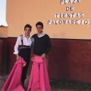 <p>En marzo de 2017, Froilán debutaba como torero. O más bien, se colocaba delante de un toro por primera vez. Fue junto a su amigo el matador Gonzalo Caballero en el cortijo de Palomarejos, ubicado en Toledo. (Foto: Instagram / <a rel="nofollow noopener" href="http://www.instagram.com/gonzalocaballeroo/?utm_source=ig_embed" target="_blank" data-ylk="slk:@gonzalocaballeroo;elm:context_link;itc:0;sec:content-canvas" class="link ">@gonzalocaballeroo</a>). </p>