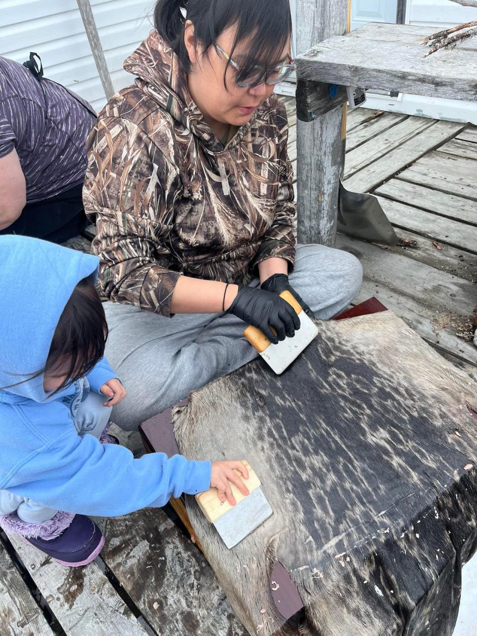 The group of youth recently offered a sealskin cleaning workshop for people in Hopedale. A number of people, including one young child, learned how to clean and stretch their sealskins. The group hopes to offer more of these workshops in the future. 
