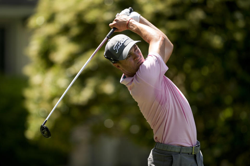 Justin Thomas watches his tee shot on the sixth hole during the first round of the RBC Heritage golf tournament, Thursday, April 18, 2024, in Hilton Head, S.C. (AP Photo/Chris Carlson)