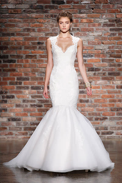 Alvina Valenta