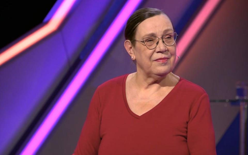 Für Elfriede Awadalla war bei "Gipfel der Quizgiganten" zügig Schluss. (Bild: RTL)