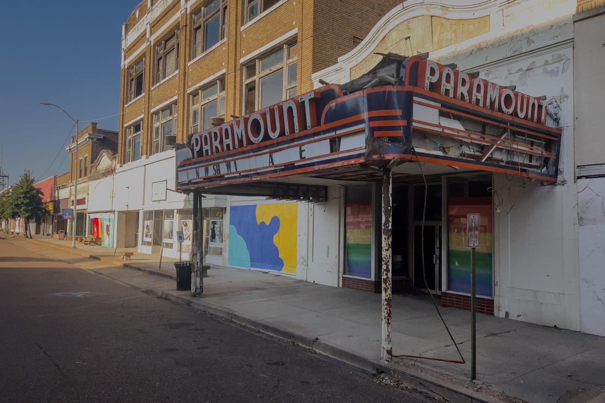 Paramount Theater in Clarksdale
