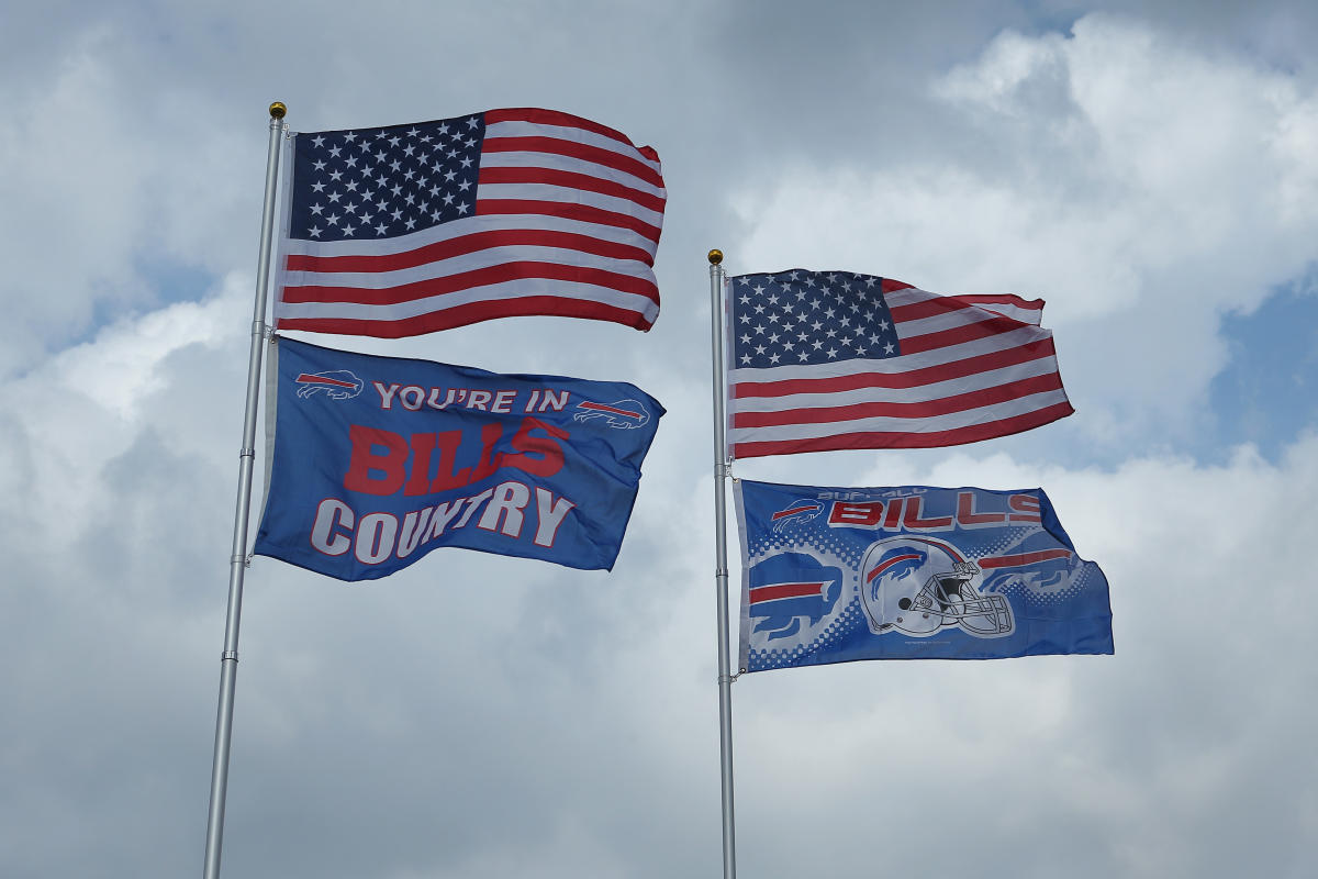 Windy conditions favor Bills in Monday Night Football game against