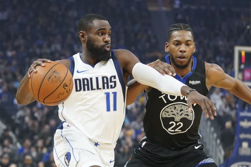 NBA: Dallas Mavericks at Golden State Warriors