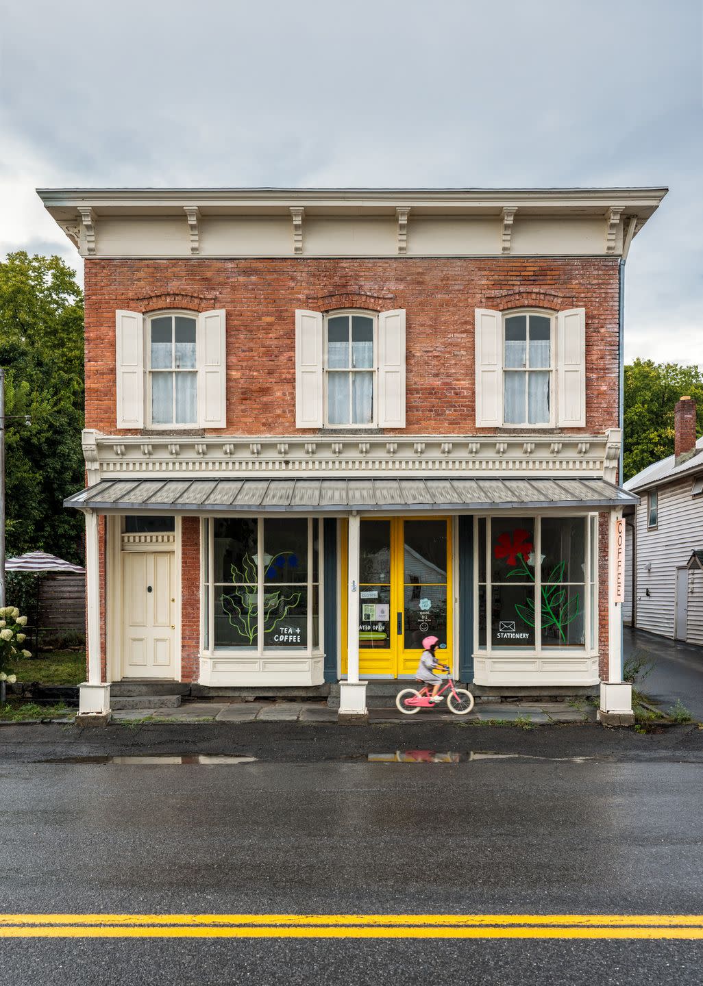 apartment in leeds, new york architect shapeless studio architecture interiors