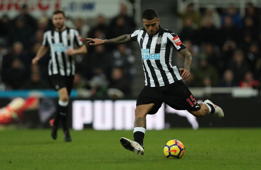 Newcastle United v Burnley - Premier League