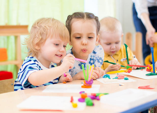 Qué es y cómo funciona la pedagogía Reggio Emilia?