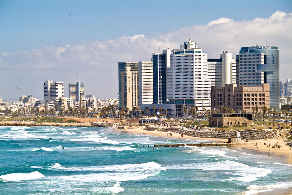 Skyline of Tel Aviv. (Photo: Gettyimages)