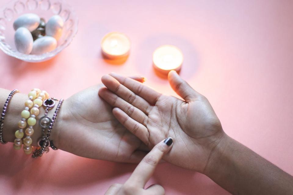 m line, palm reading