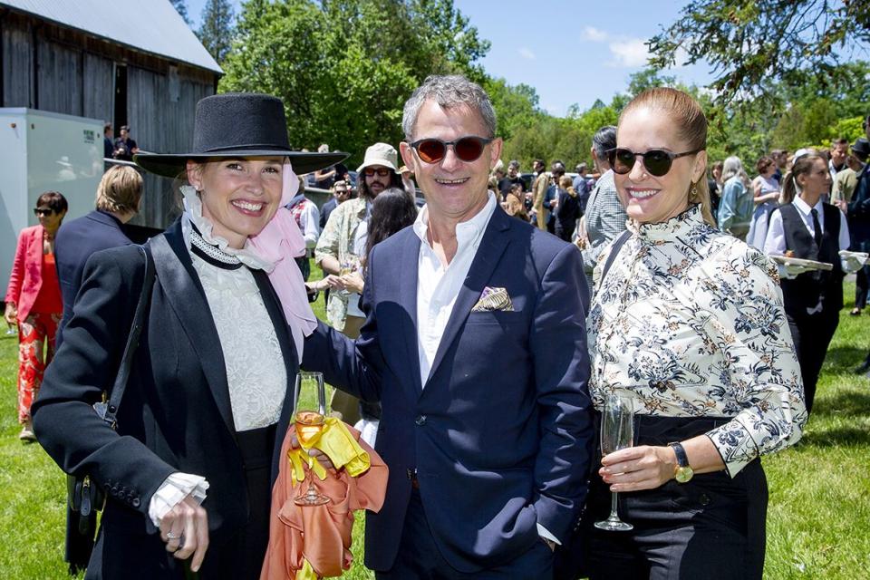 Mary-Dailey Desmarais, Stéphane Aquin, and Jo-Anne Duchesne