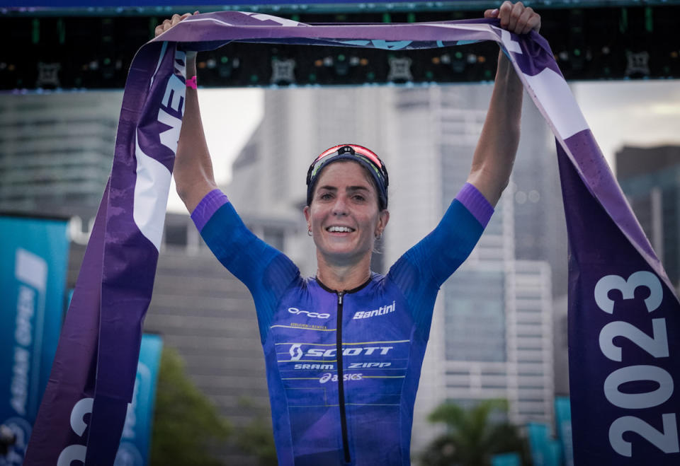 Australia's Ashleigh Gentle clinches the women's professional race at the inaugural PTO Asian Open. (PHOTO: Professional Triathletes Organisation)