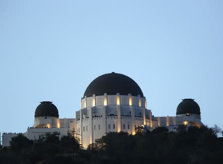 FILE PHOTO: The Griffith Observatory is pictured in Los Angeles, California March 14, 2016. REUTERS/Mario Anzuoni