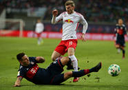 <p><strong>Timo Werner (25, RB Leipzig): </strong>Schaffte bei RB Leipzig den Sprung zu Deutschlands Stürmer Nummer eins und ist dadurch automatisch ein Thema für die Bayern. Werner soll auch schon länger auf der Liste der Münchner stehen. Erzielte seit Leipzigs Bundesliga-Aufstieg 32 Tore in 68 Pflichtspielen, dazu sieben in zwölf Länderspielen. Hat Vertrag bis 2020, Martkwert ca. 50 Millionen Euro.<br>(Bild: Getty Images) </p>