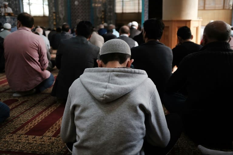 Experts say a better rooted, more affluent US Muslim community shows no tolerance for anyone exhibiting sympathy for causes like the Islamic State group or Al-Qaeda