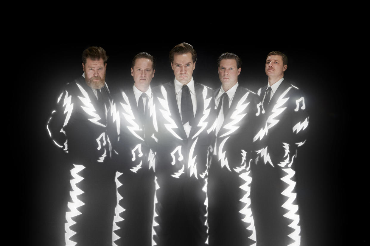 The Hives – "I'm Alive"