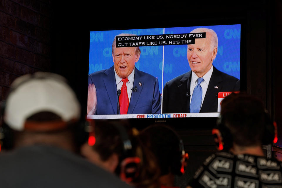 2024美國大選首場辯論登場。 REUTERS/Mike Blake