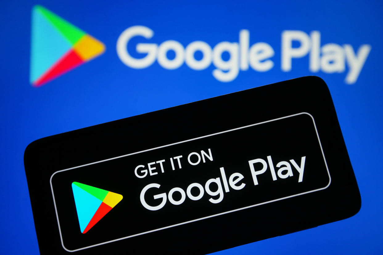 UKRAINE - 2023/03/19: In this photo illustration, a Google Play Store logo is seen on a smartphone and in the background. (Photo Illustration by Pavlo Gonchar/SOPA Images/LightRocket via Getty Images)