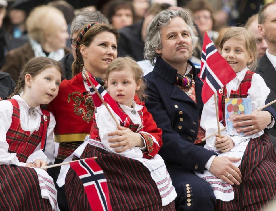 Ari Behn, Princess Martha Louise and their three daughters celebrating Norway National Day in London in 2013. | Mark Cuthbert/UK Press via Getty