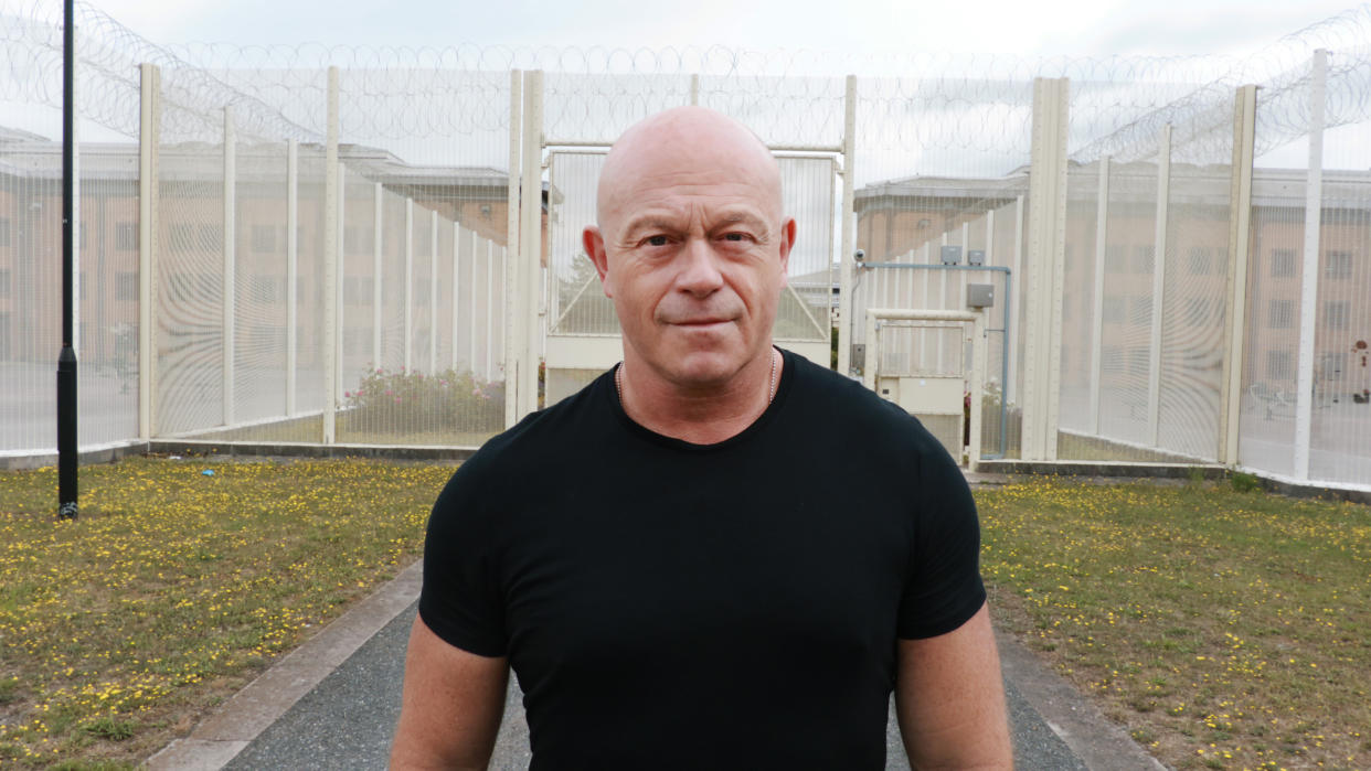 Ross Kemp is exploring the notorious Belmarsh in his latest documentary. (TwoFour/ITV)

